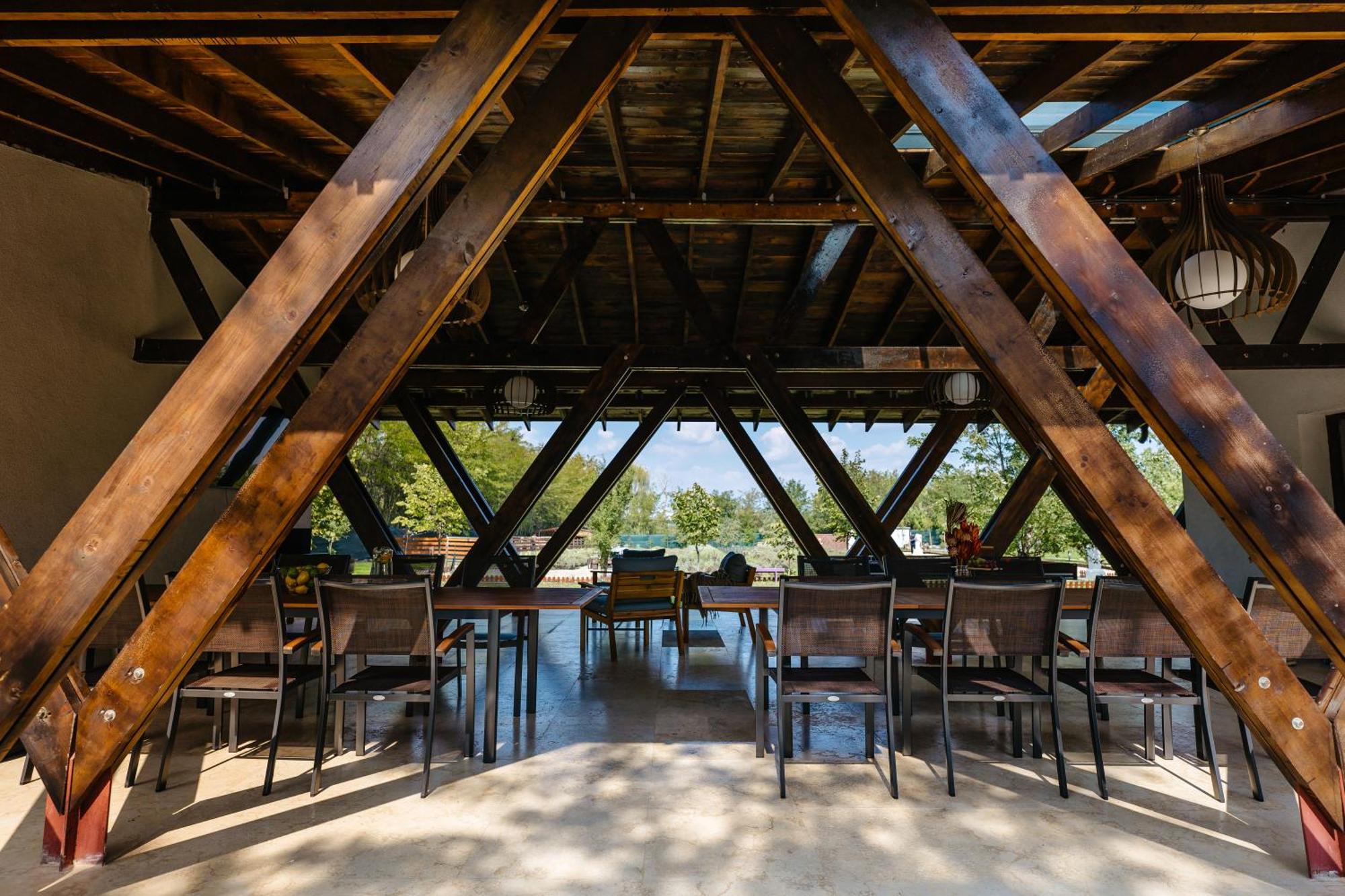 Branesti The Tribe Alpaca Retreat酒店 外观 照片