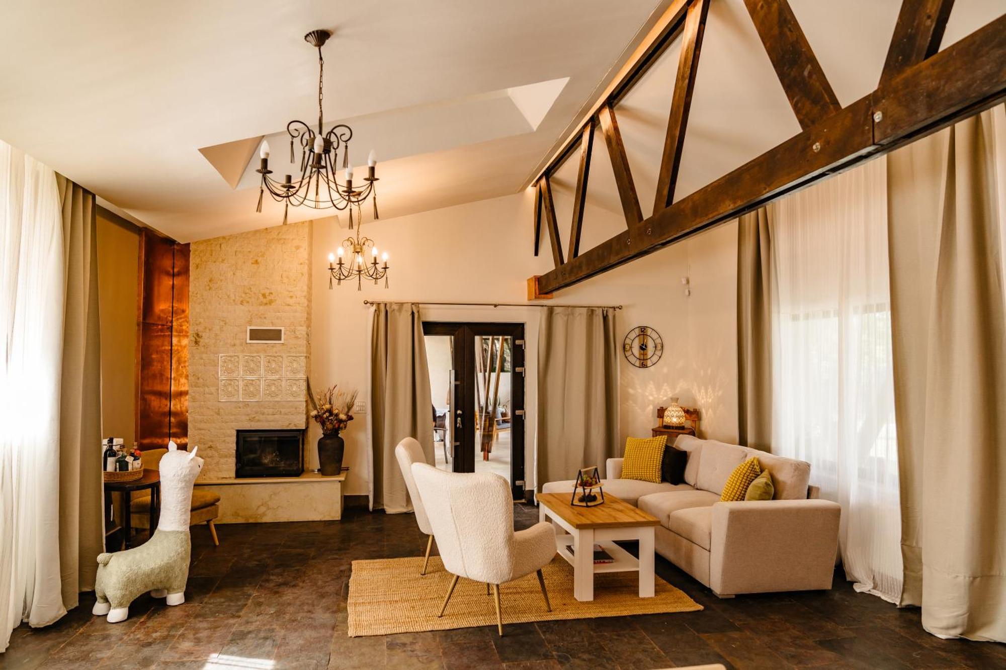 Branesti The Tribe Alpaca Retreat酒店 外观 照片